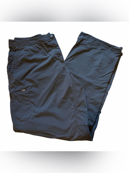 L.L. Bean Pants - Women’s L. L. Bean Lightweight Black Active Pants